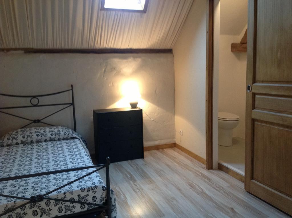 Thesecretgarden-France Bed & Breakfast Saint-Pierre-du-Lorouer Ruang foto