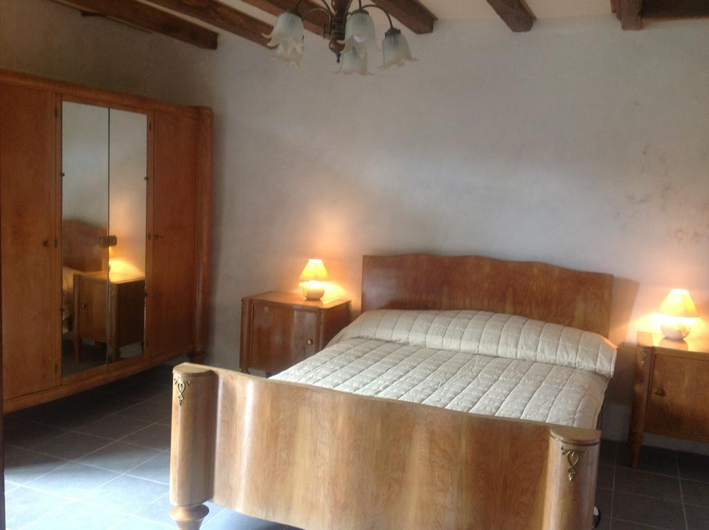 Thesecretgarden-France Bed & Breakfast Saint-Pierre-du-Lorouer Ruang foto