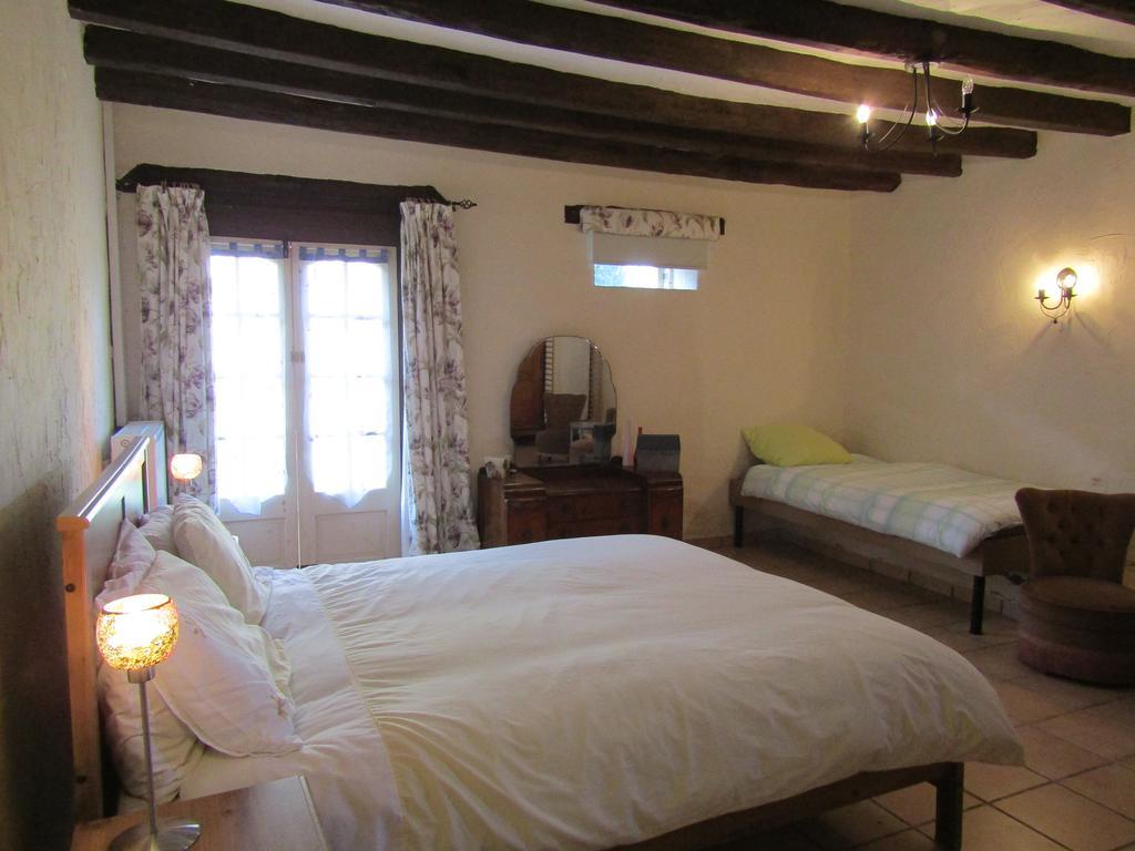 Thesecretgarden-France Bed & Breakfast Saint-Pierre-du-Lorouer Bagian luar foto