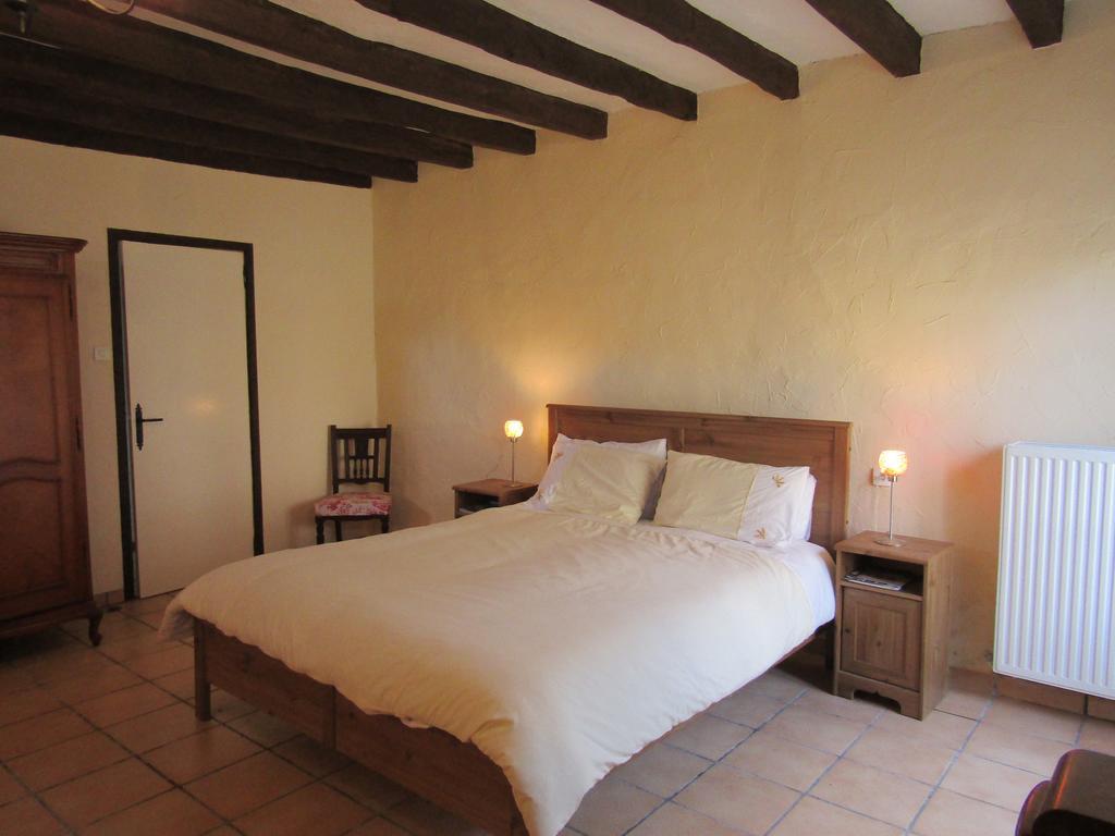 Thesecretgarden-France Bed & Breakfast Saint-Pierre-du-Lorouer Bagian luar foto